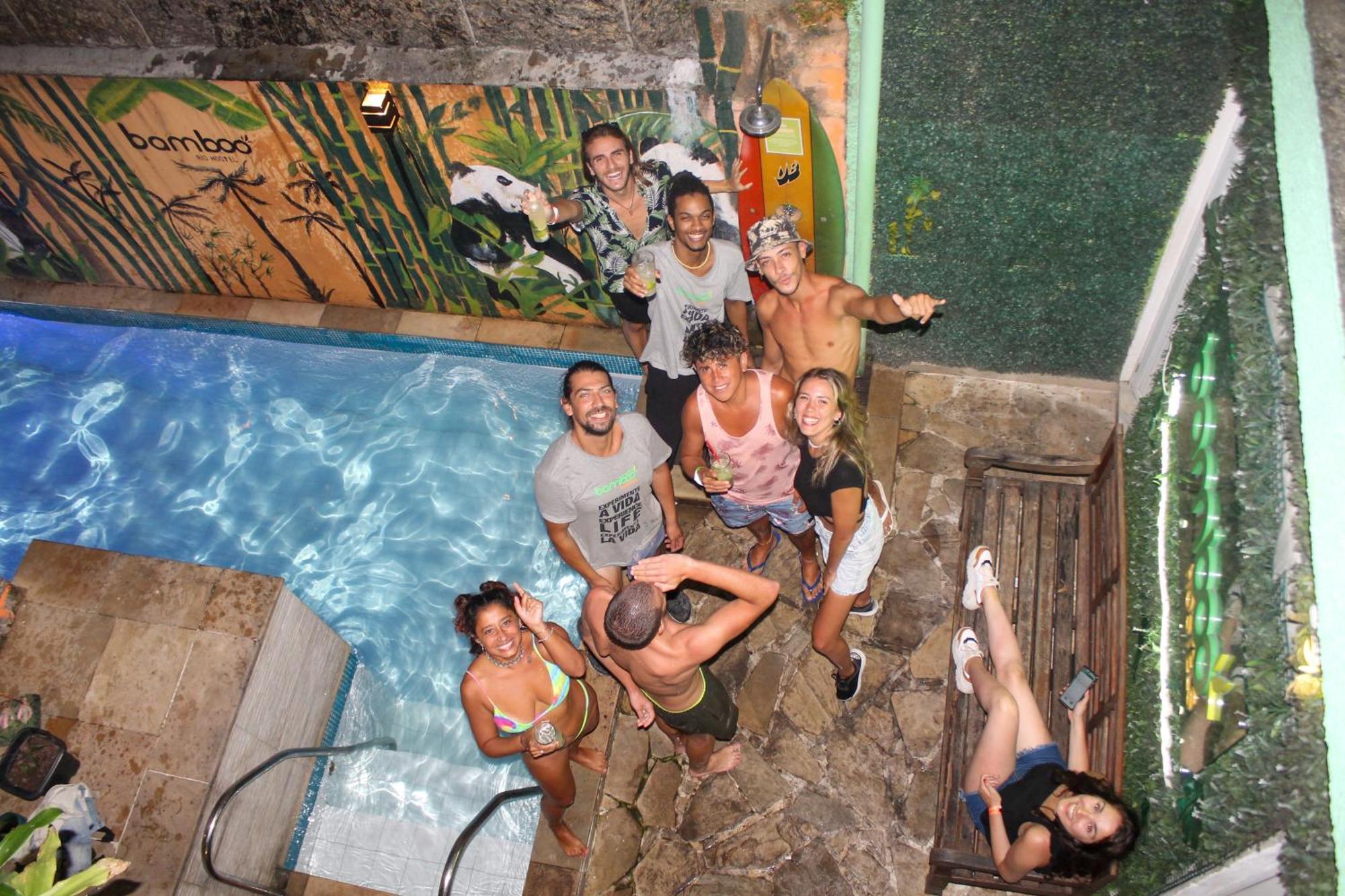Bamboo Rio Hostal *